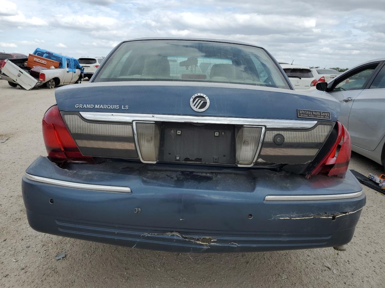 2011 Mercury Grand Marquis Ls VIN: 2MEBM7FV1BX605981 Lot: 77442284