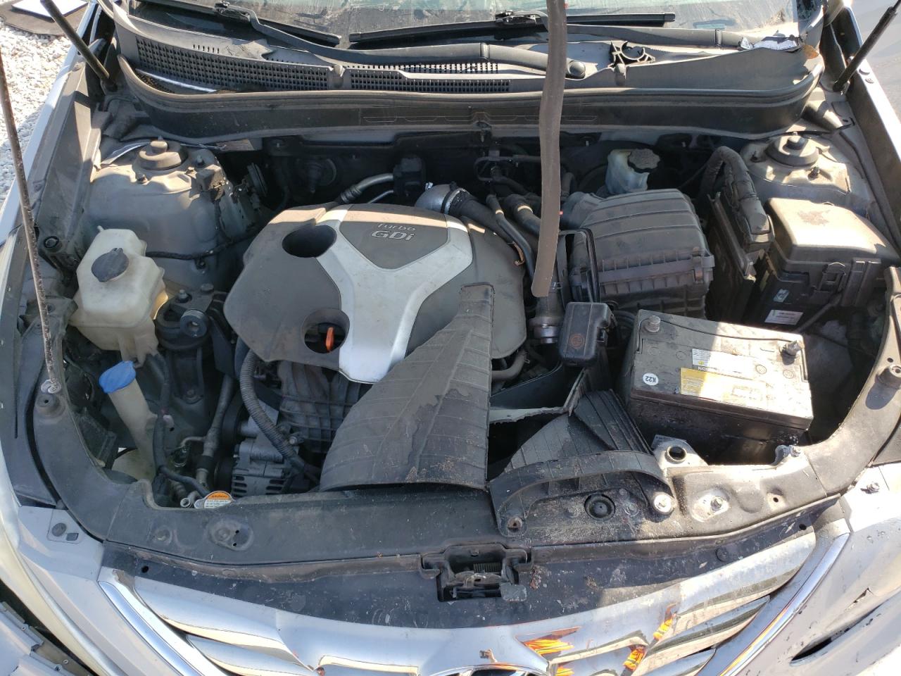 2012 Hyundai Sonata - Image 13