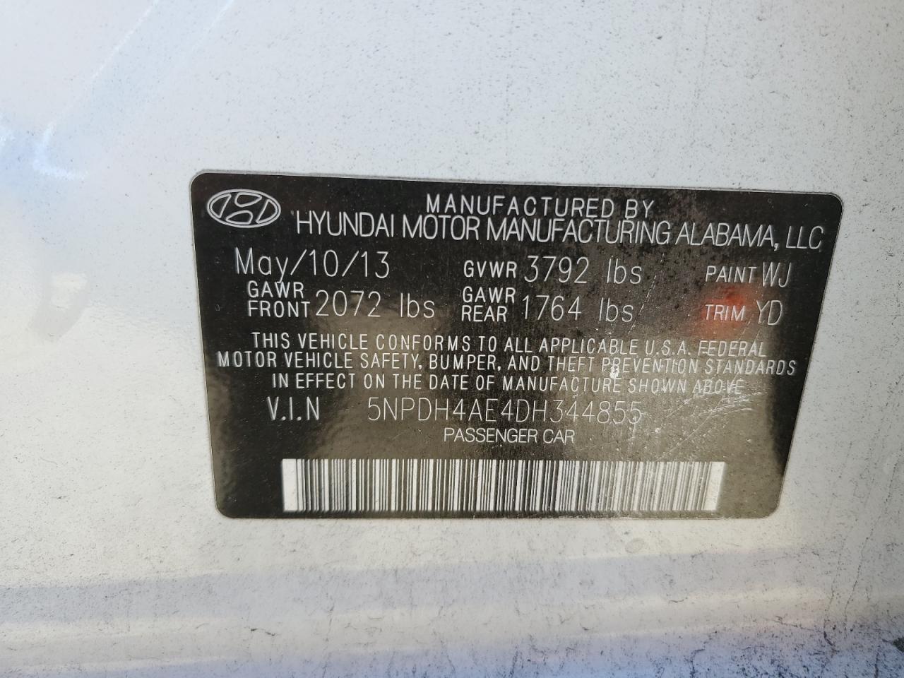 2013 Hyundai Elantra - Image 12