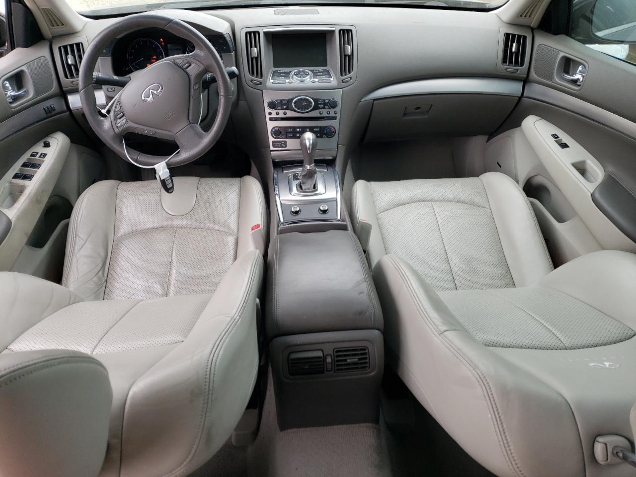 2011 Infiniti G - Image 8