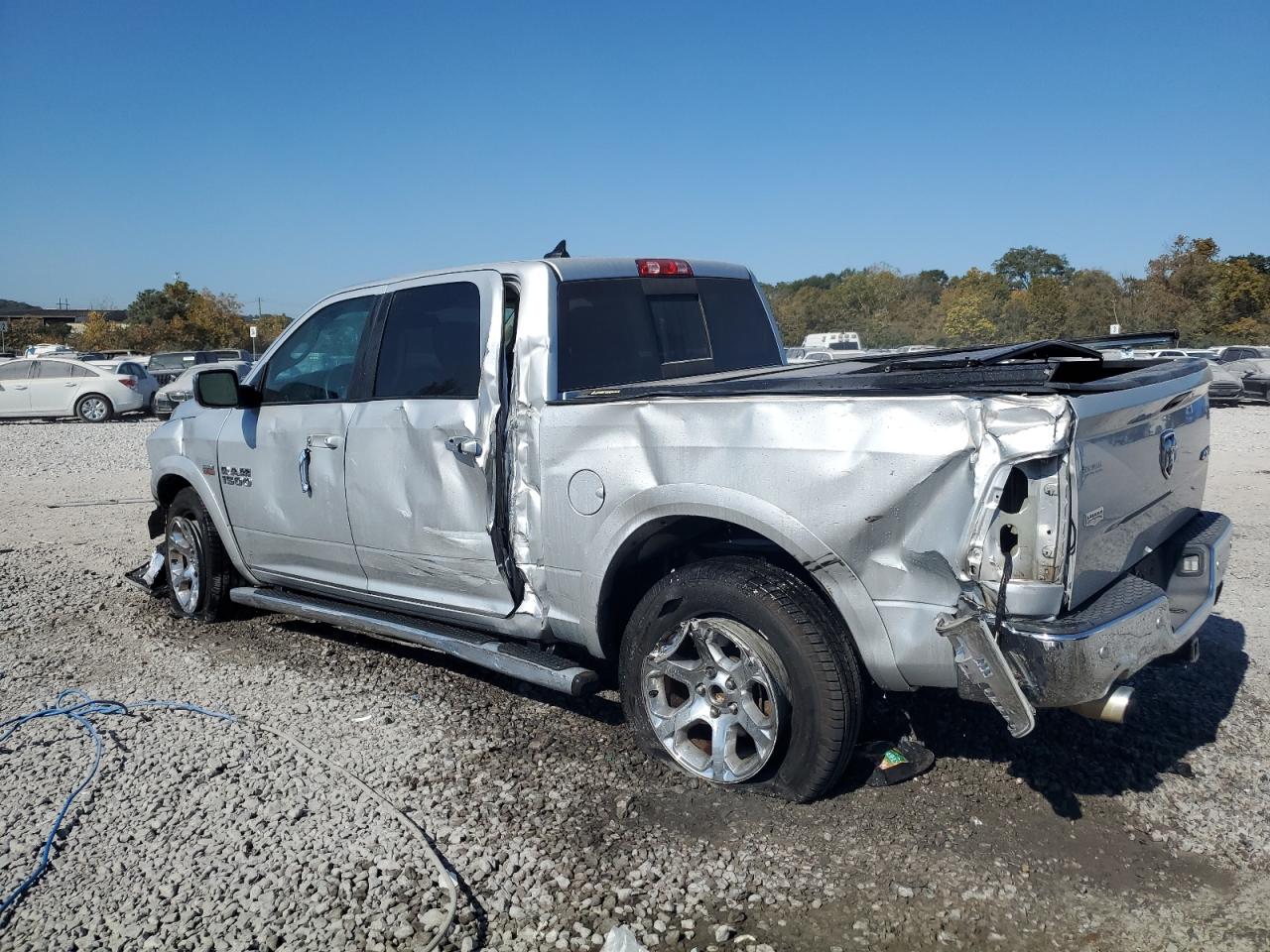 2016 RAM 1500 - Image 2