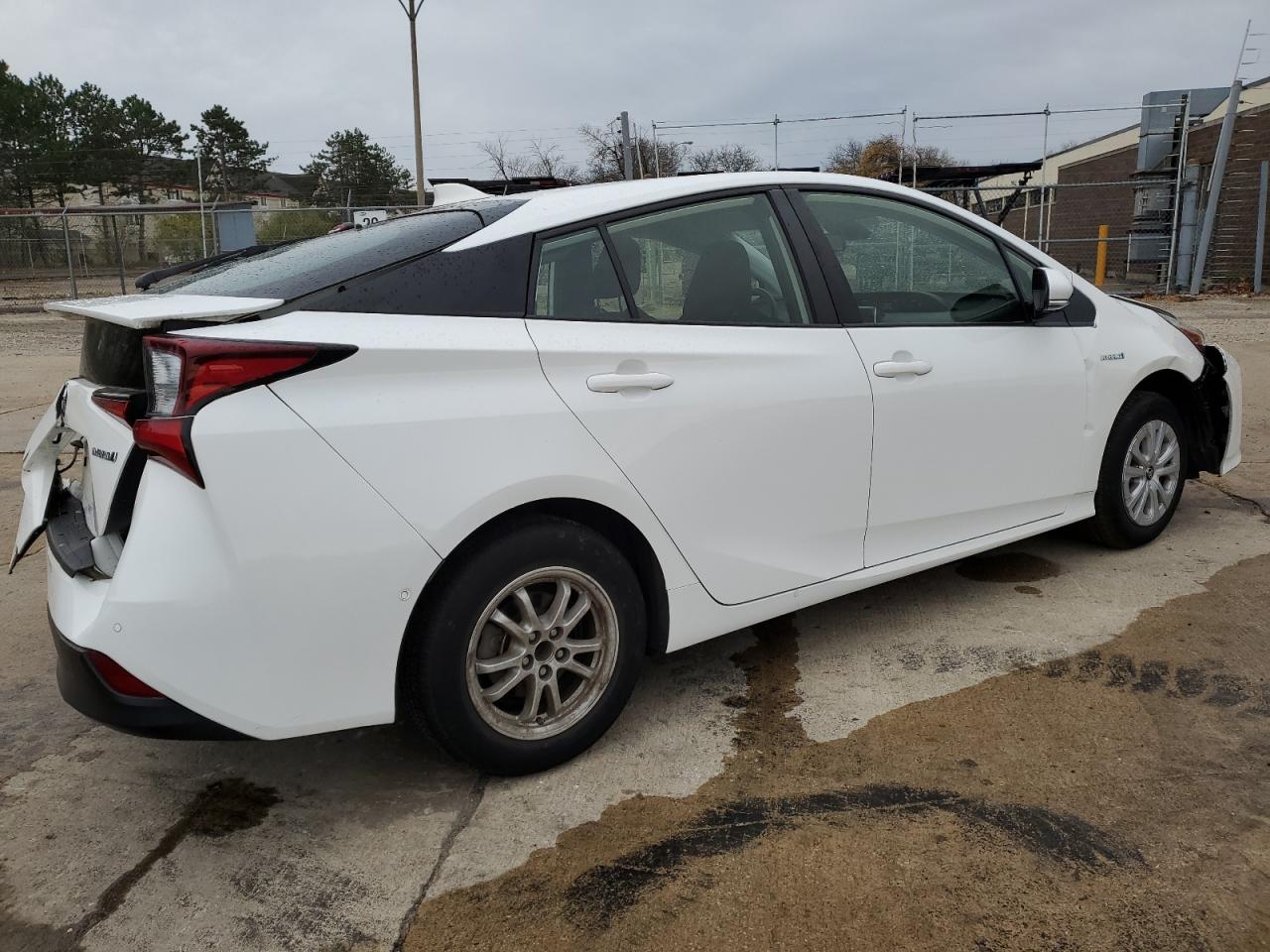 2020 Toyota Prius - Image 3