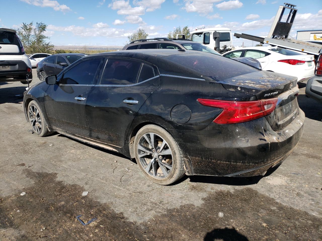 2017 Nissan Maxima - Image 2