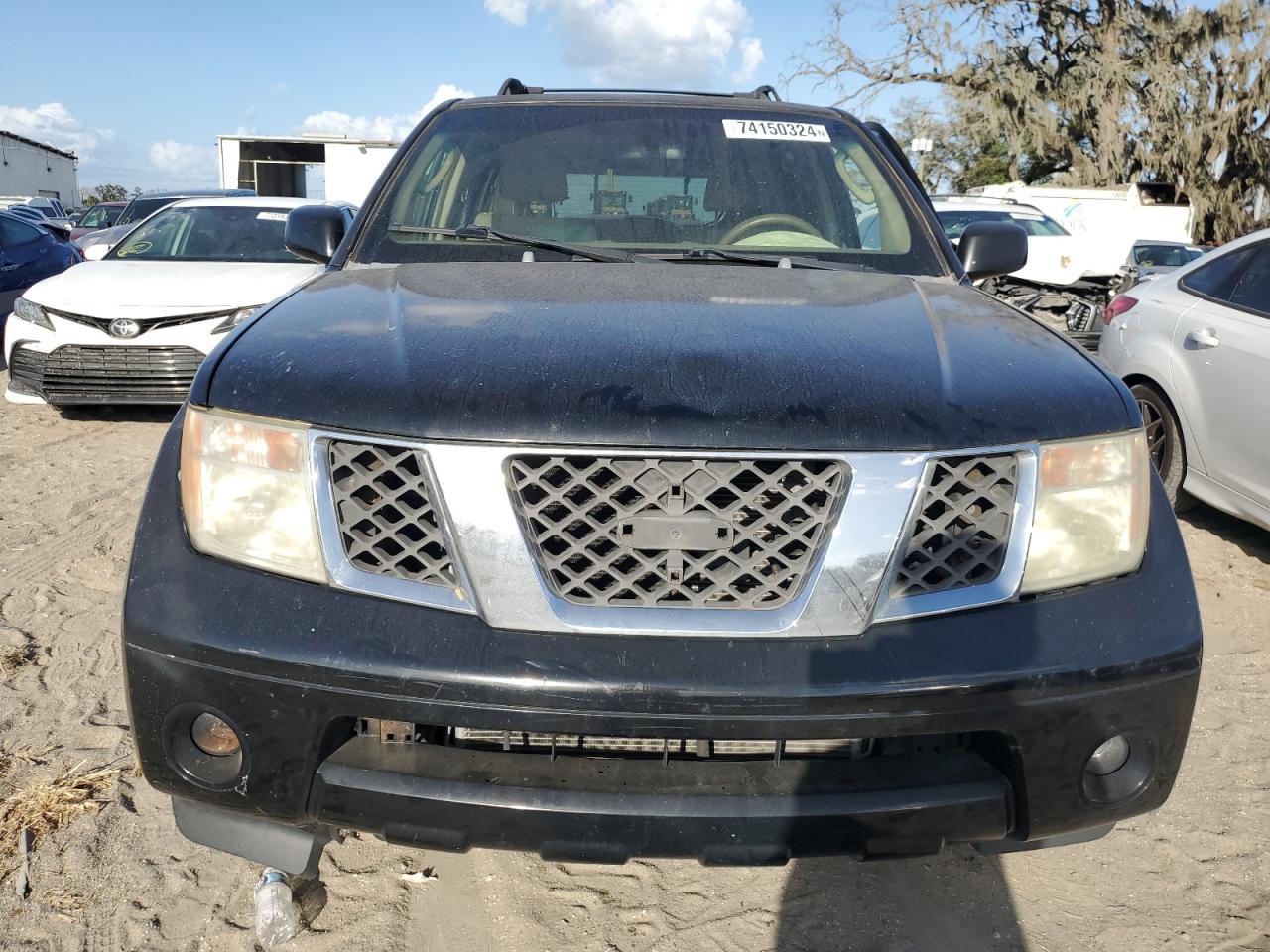 2005 Nissan Pathfinder - Image 5