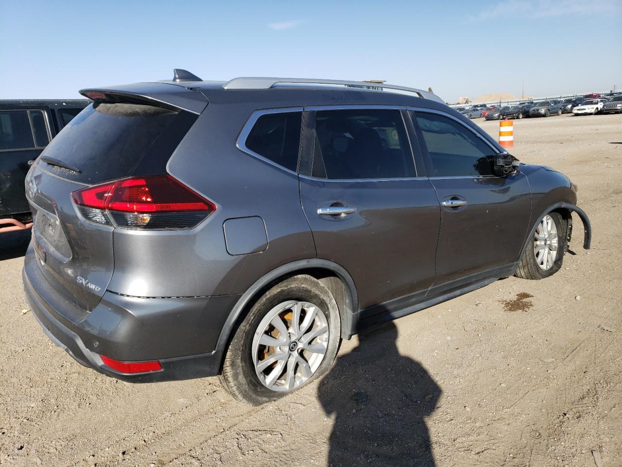 2019 Nissan Rogue - Image 3