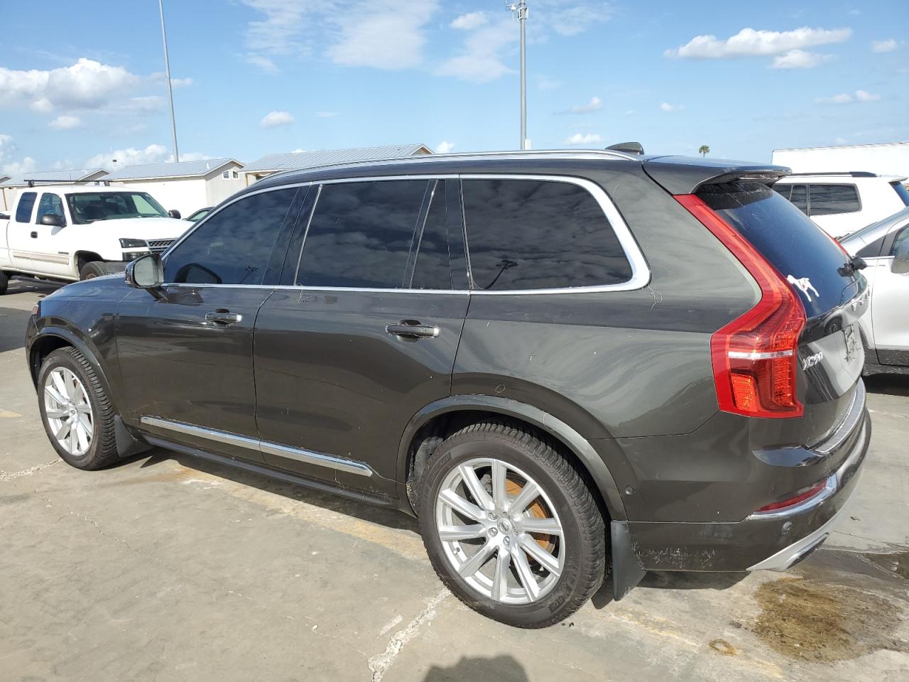 YV4A22PLXJ1323619 2018 VOLVO XC90 - Image 2