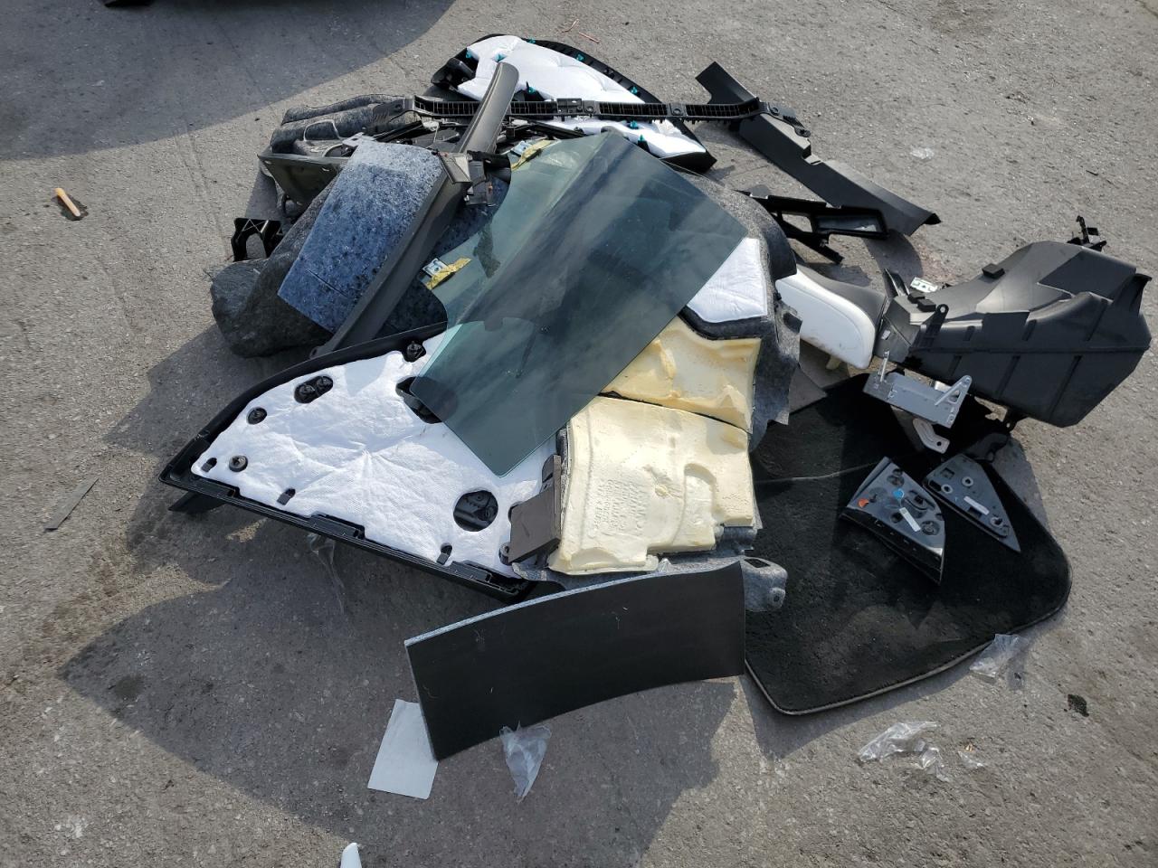 2018 Tesla Model 3 VIN: 5YJ3E1EA0JF155589 Lot: 73507644