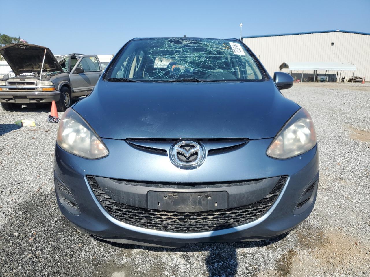 2014 Mazda 2 - Image 5