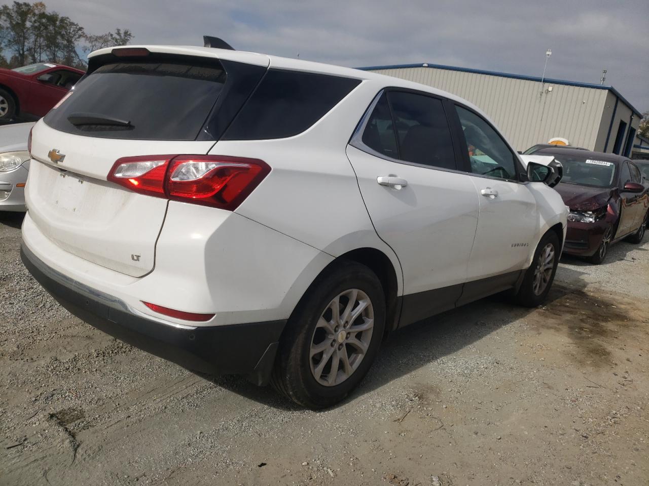 2021 Chevrolet Equinox - Image 3