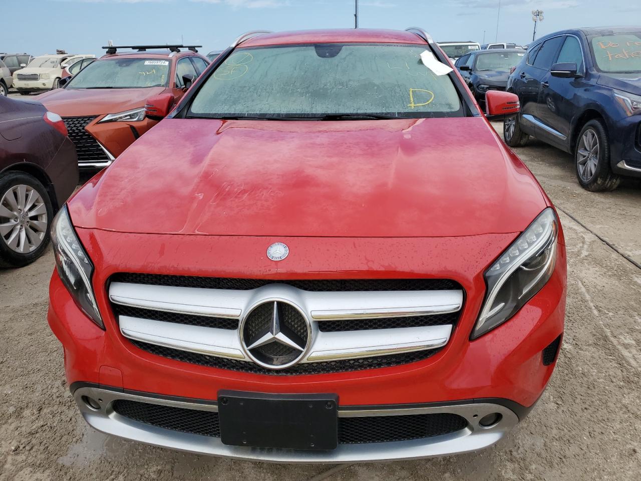 VIN WDCTG4GB0FJ075902 2015 MERCEDES-BENZ GLA-CLASS no.5