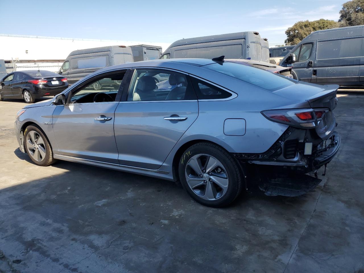 2017 Hyundai Sonata - Image 2