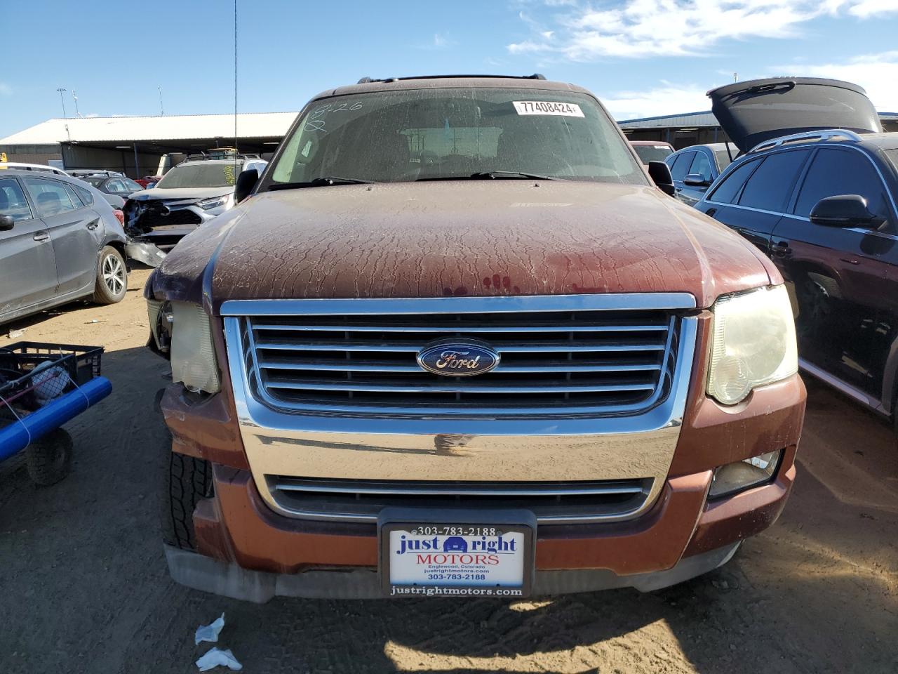 2010 Ford Explorer - Image 5
