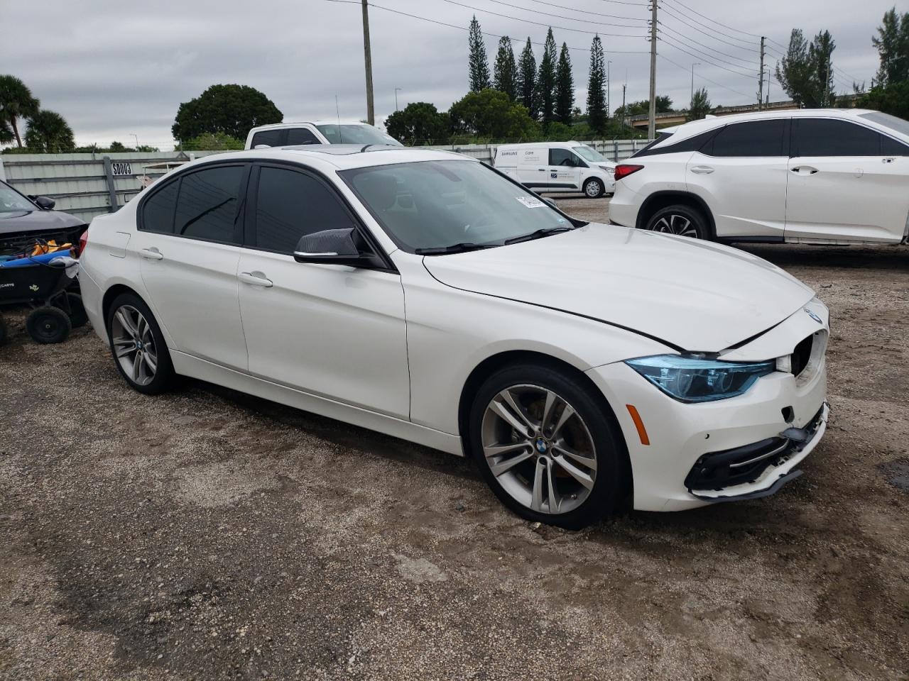 VIN WBA8E9G52GNT42781 2016 BMW 3 SERIES no.4