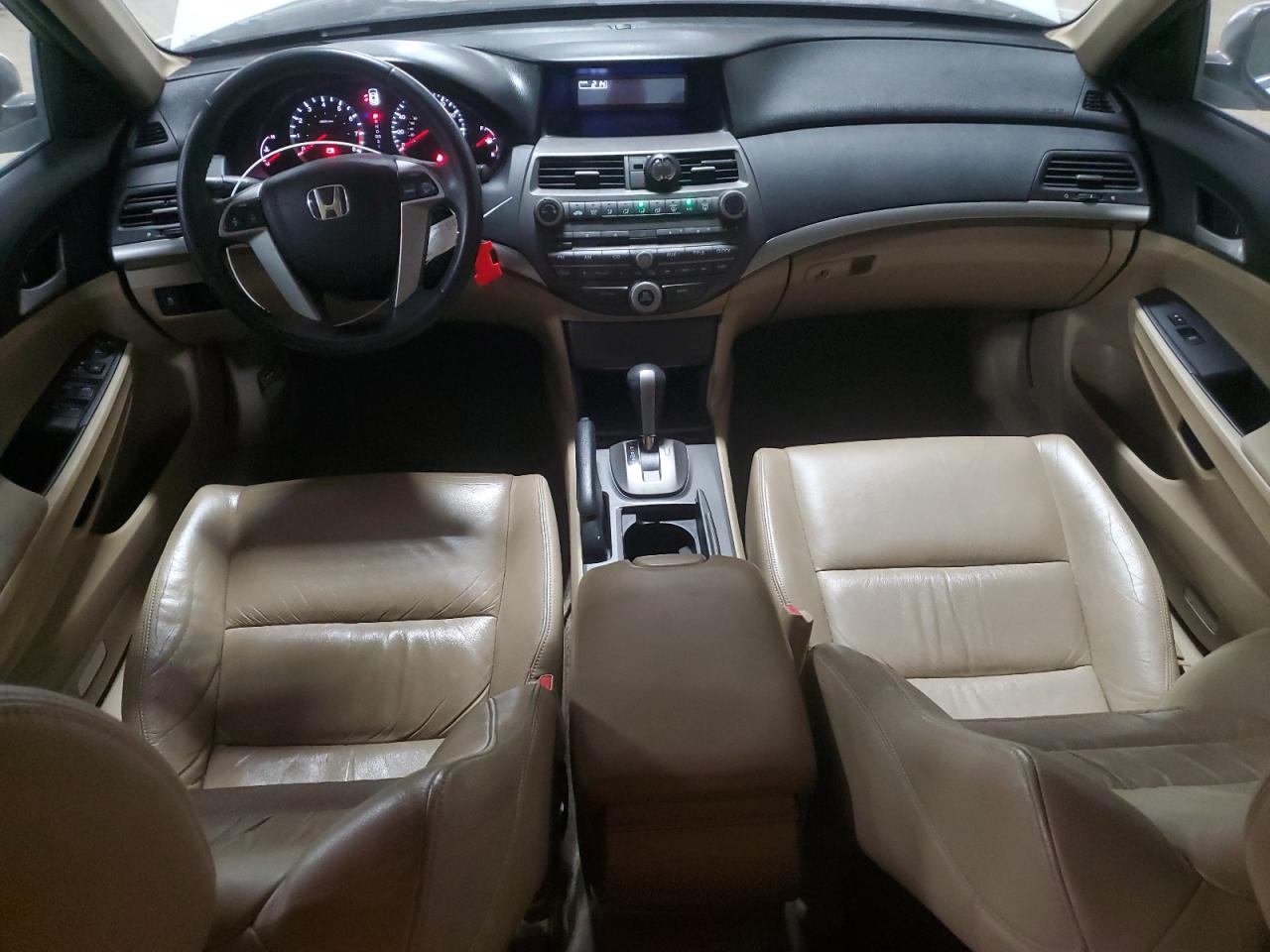 2012 Honda Accord - Image 8