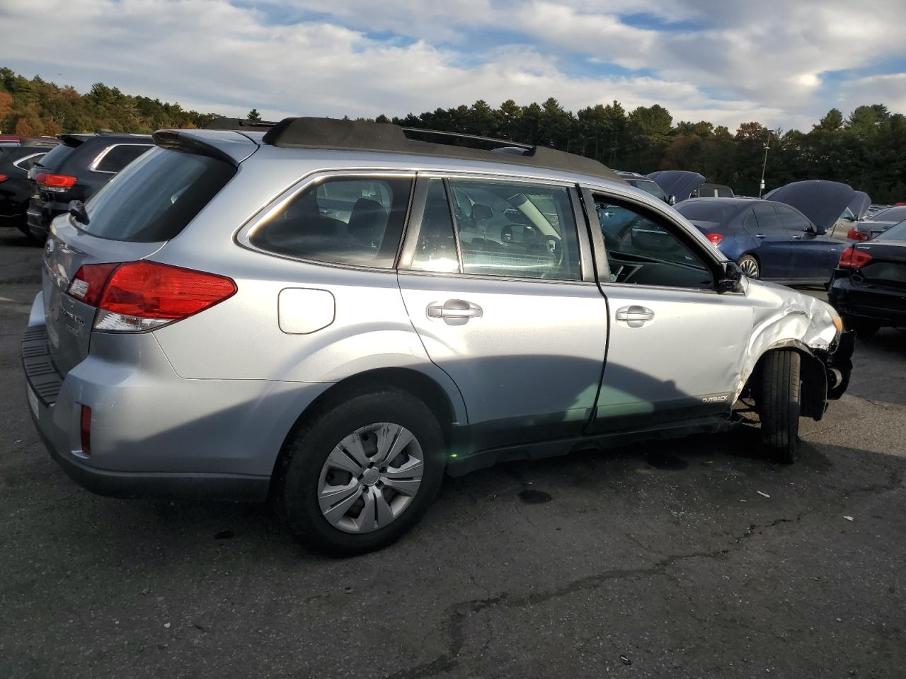 2013 Subaru Outback - Image 3