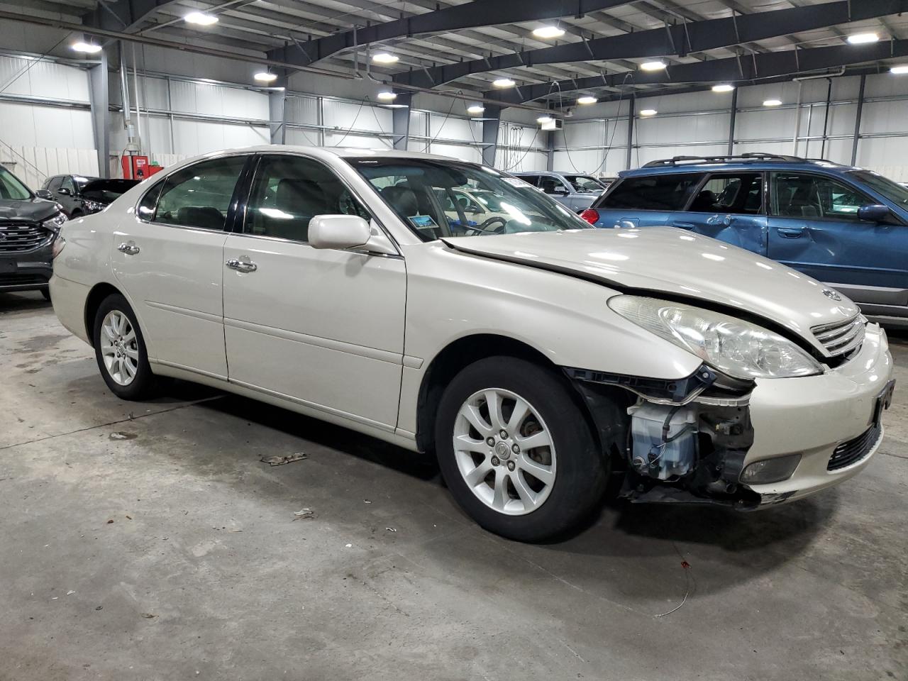 2003 Lexus ES - Image 4