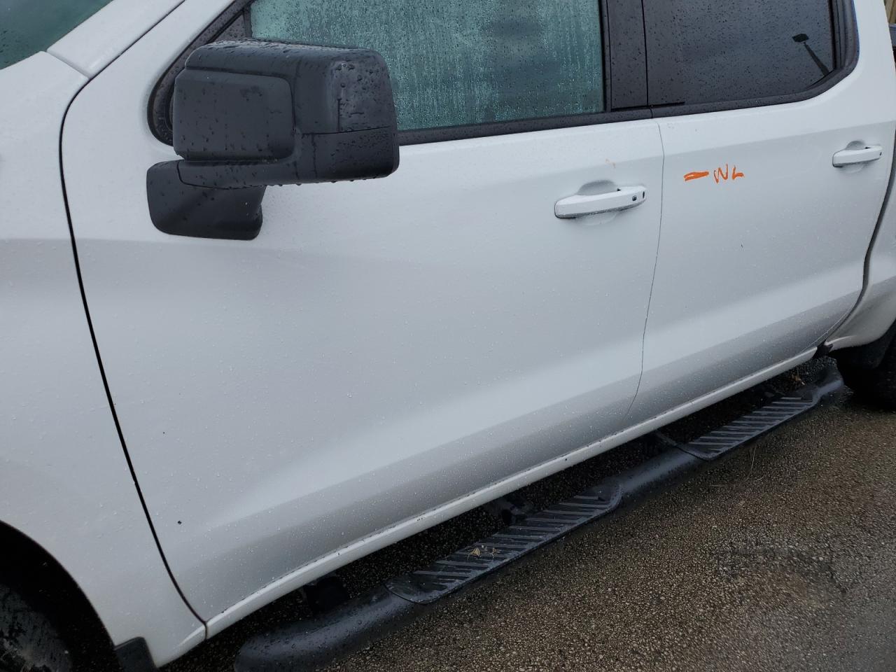 2019 Chevrolet Silverado - Image 12