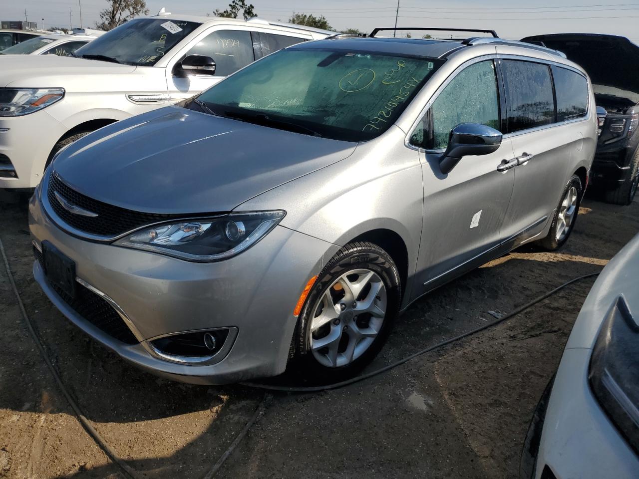 2020 Chrysler Pacifica - Image 1