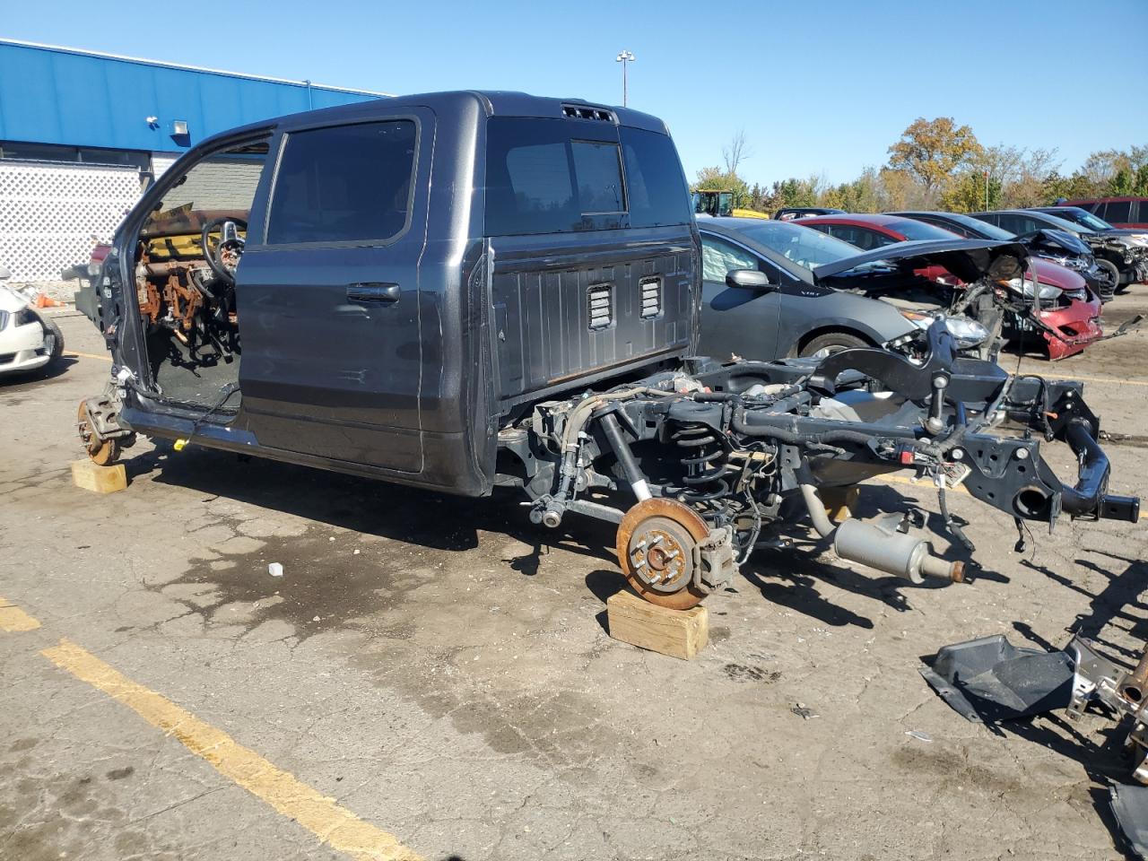2021 RAM 1500 - Image 2