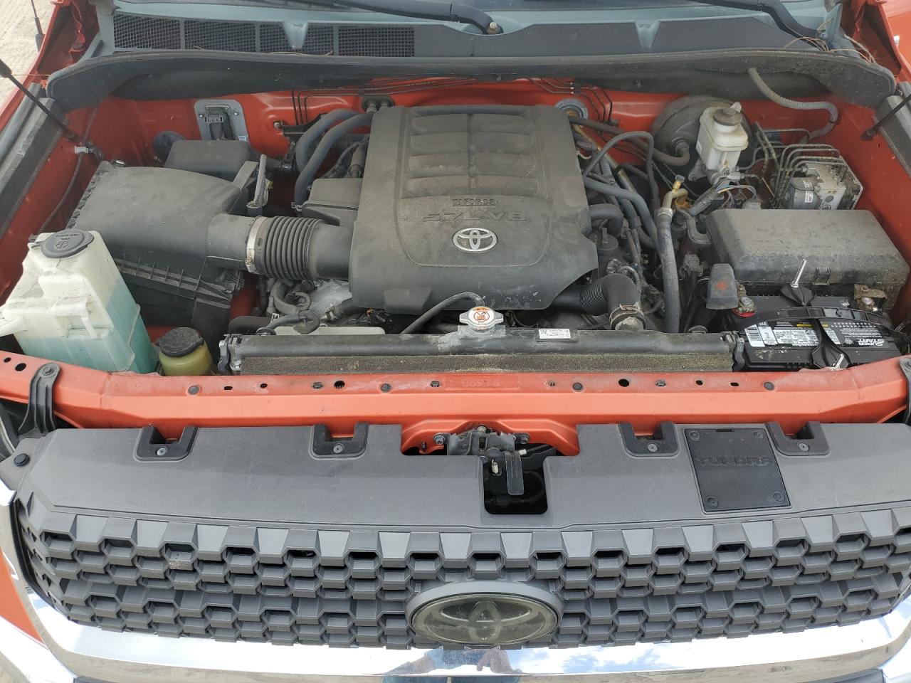 5TFEY5F15JX241802 2018 Toyota Tundra Crewmax Sr5