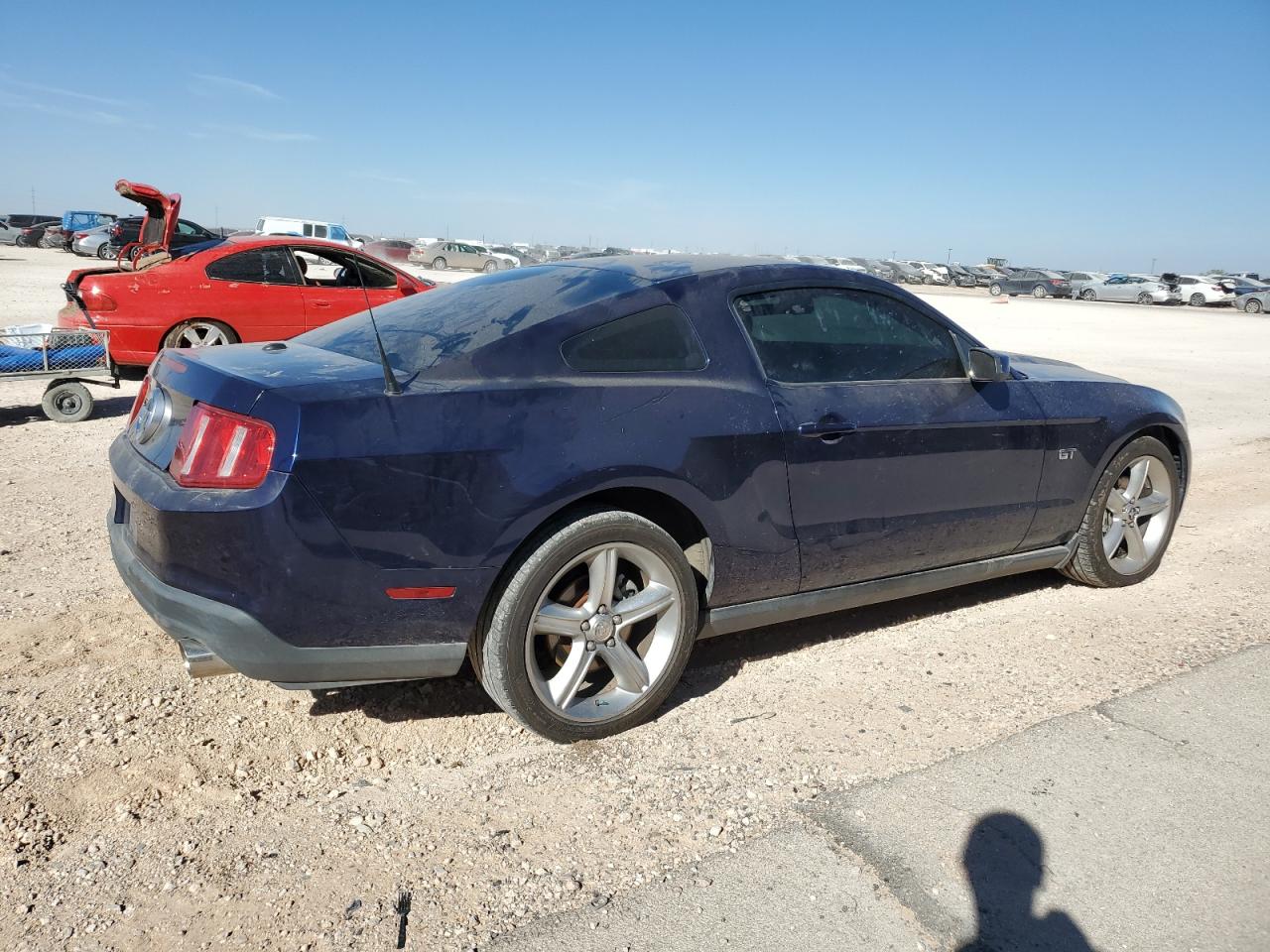 2010 Ford Mustang - Image 3