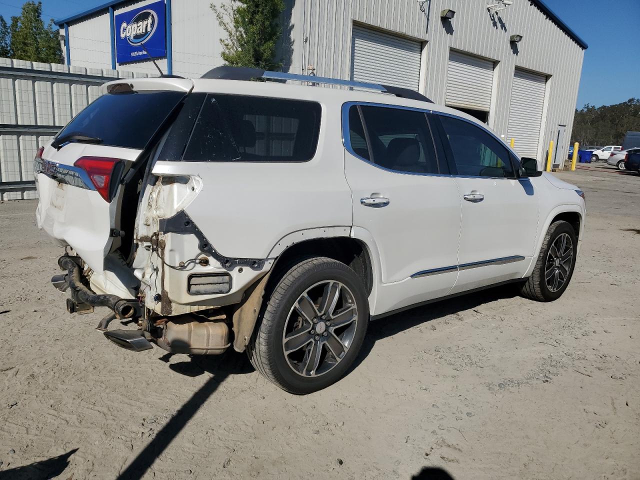 2017 GMC Acadia - Image 3