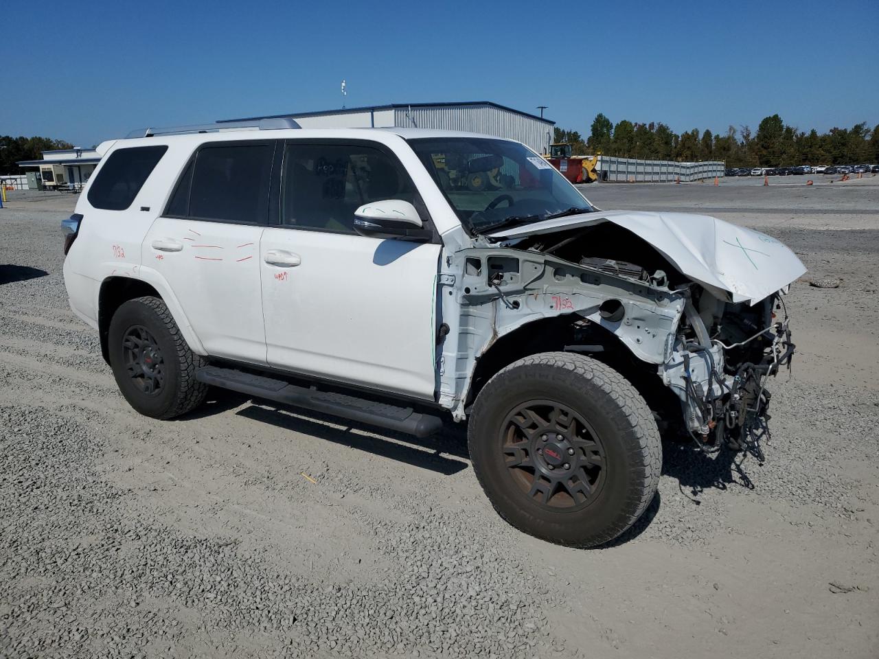 VIN JTEBU5JR5H5457761 2017 TOYOTA 4RUNNER no.4