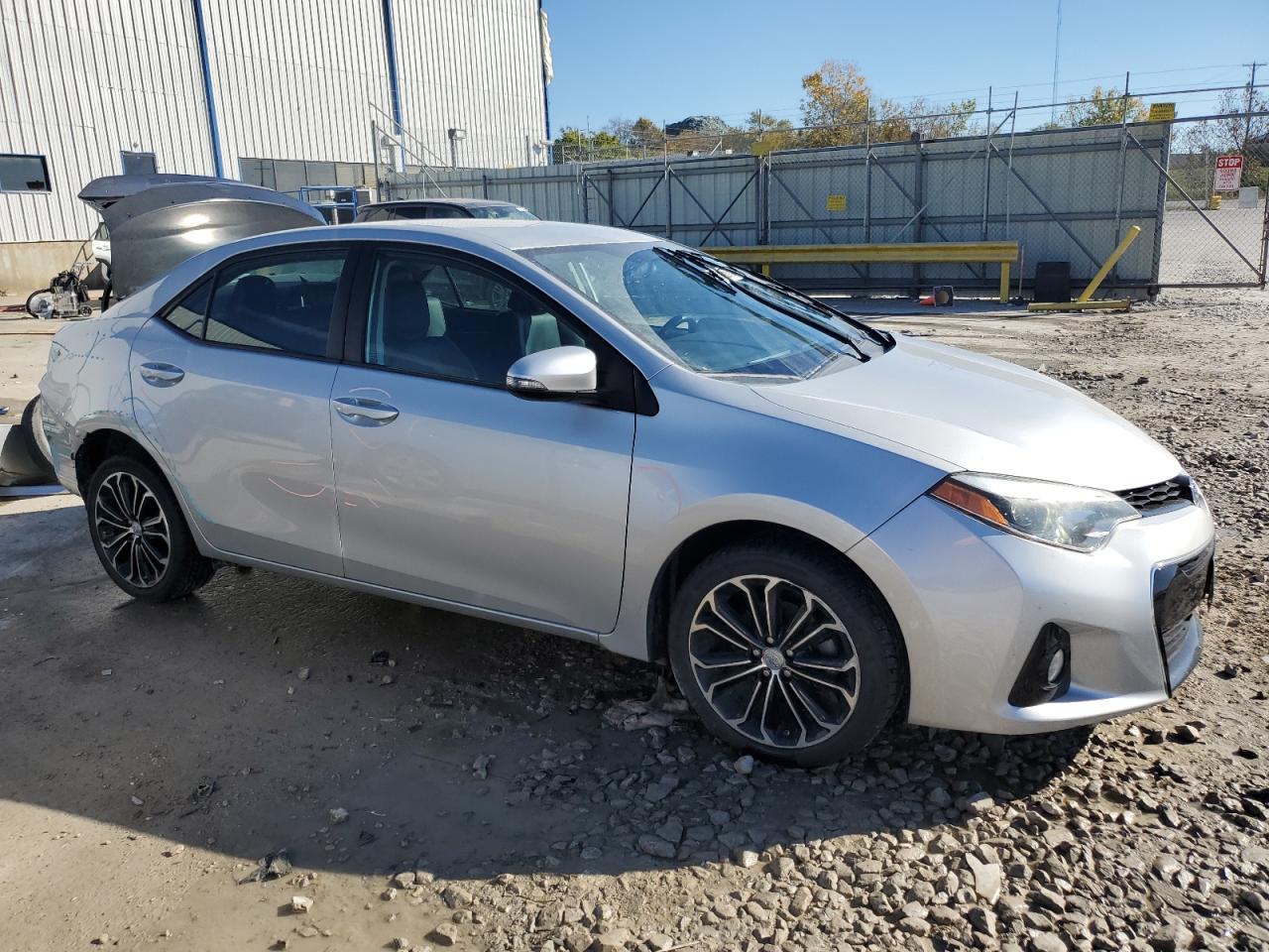 VIN 5YFBURHEXGP553871 2016 TOYOTA COROLLA no.4