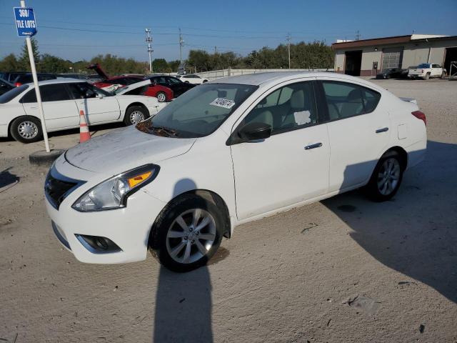  NISSAN VERSA 2015 Biały