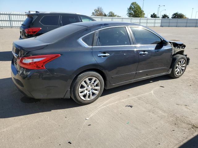  NISSAN ALTIMA 2017 Czarny