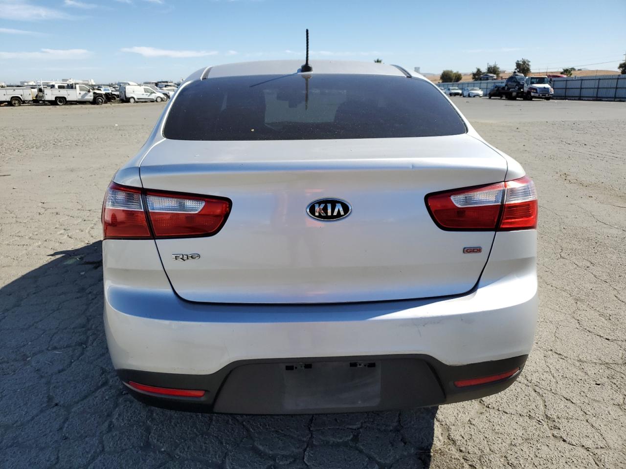 2015 Kia Rio Lx VIN: KNADM4A3XF6433740 Lot: 75477034