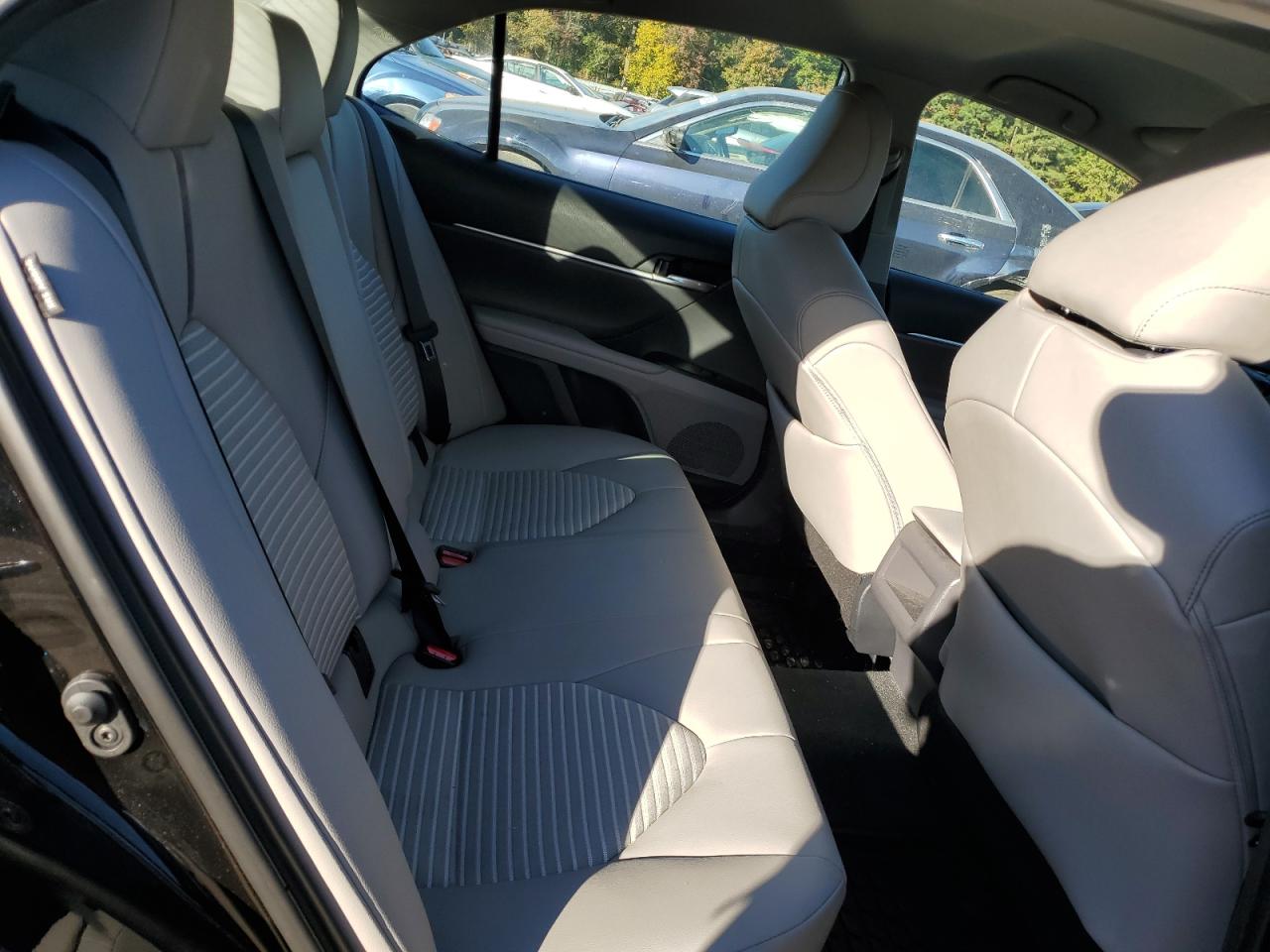 2023 Toyota Camry - Image 10