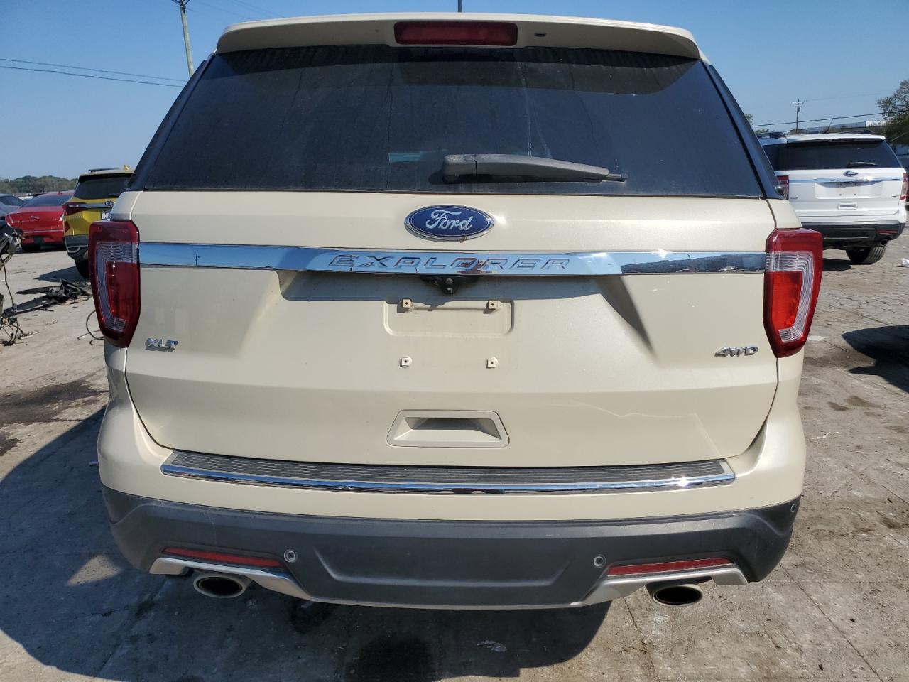 1FM5K8D8XJGB93809 2018 Ford Explorer Xlt