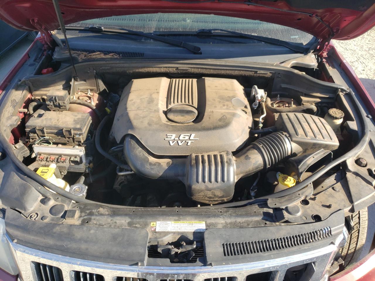 2012 Jeep Grand Cherokee - Image 12