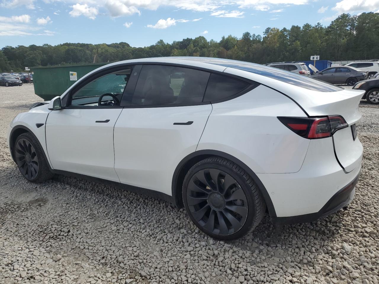 5YJYGDEE9MF085549 2021 TESLA MODEL Y - Image 2