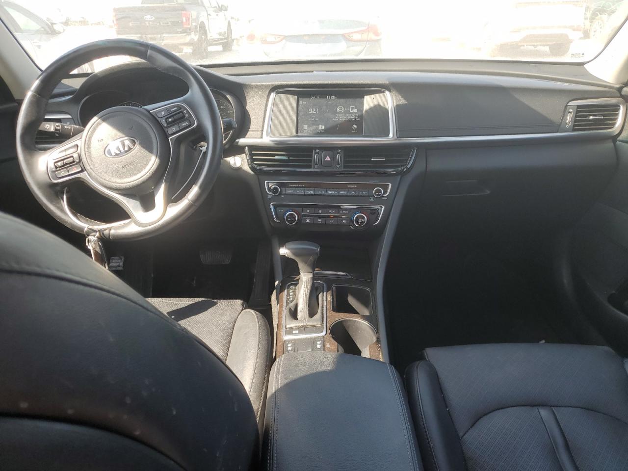 5XXGU4L32JG184079 2018 Kia Optima Ex