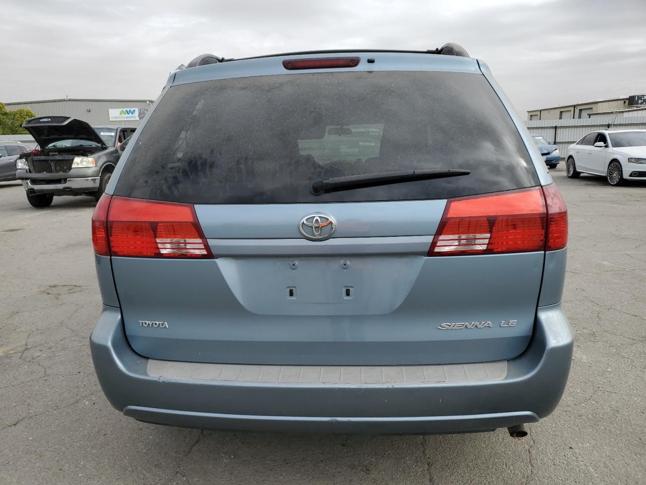 2005 Toyota Sienna Ce VIN: 5TDZA23C05S252311 Lot: 77689144