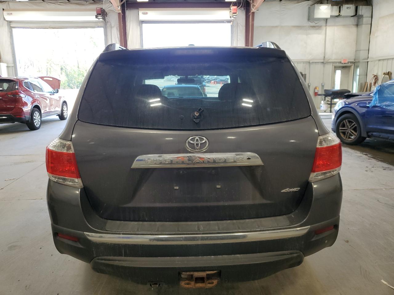 2011 Toyota Highlander Base VIN: 5TDBK3EHXBS082094 Lot: 73655074