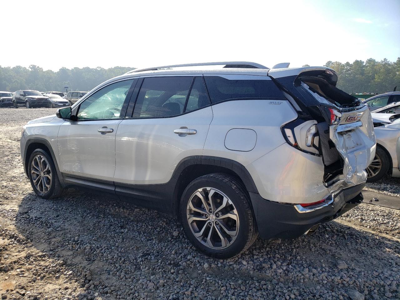 2020 GMC Terrain - Image 2