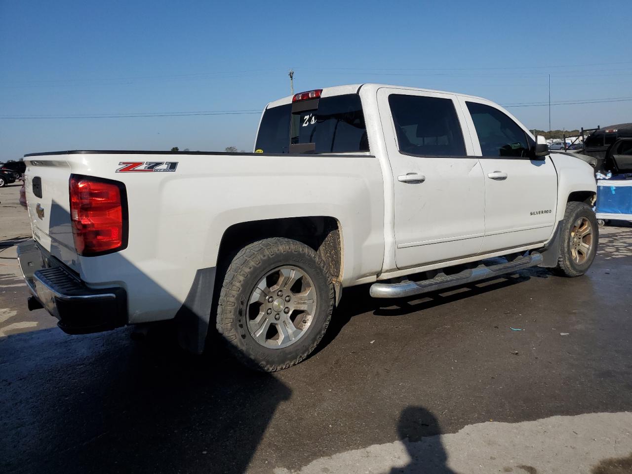 VIN 3GCUKREC2FG242828 2015 CHEVROLET ALL Models no.3