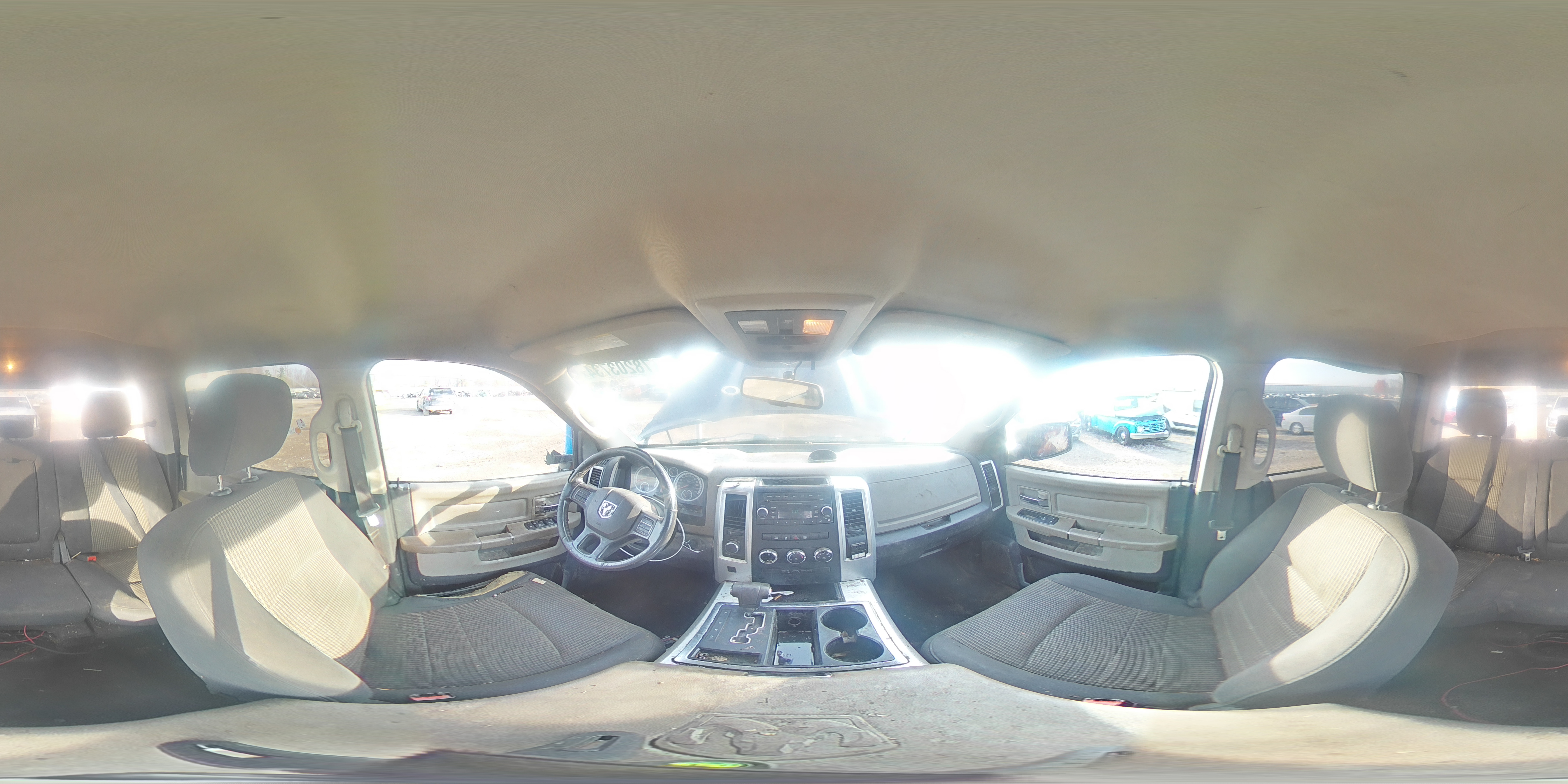 2012 Dodge RAM - Image 12