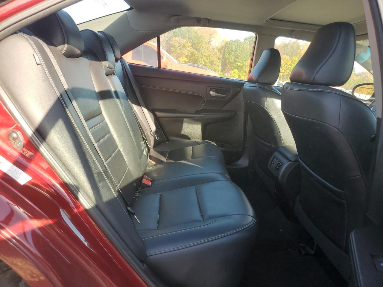 2016 Toyota Camry - Image 10