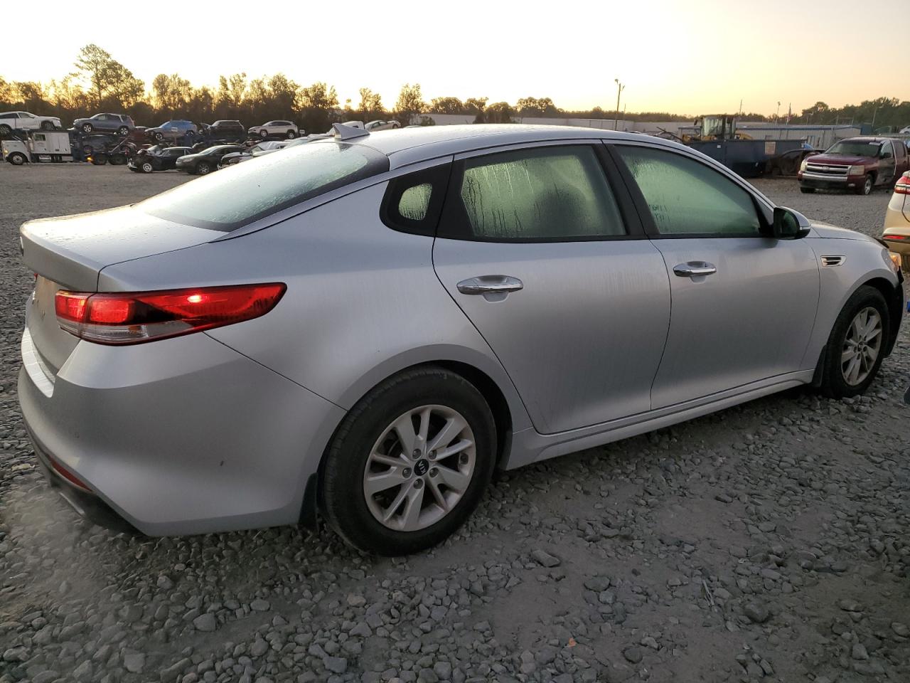 2018 Kia Optima - Image 3