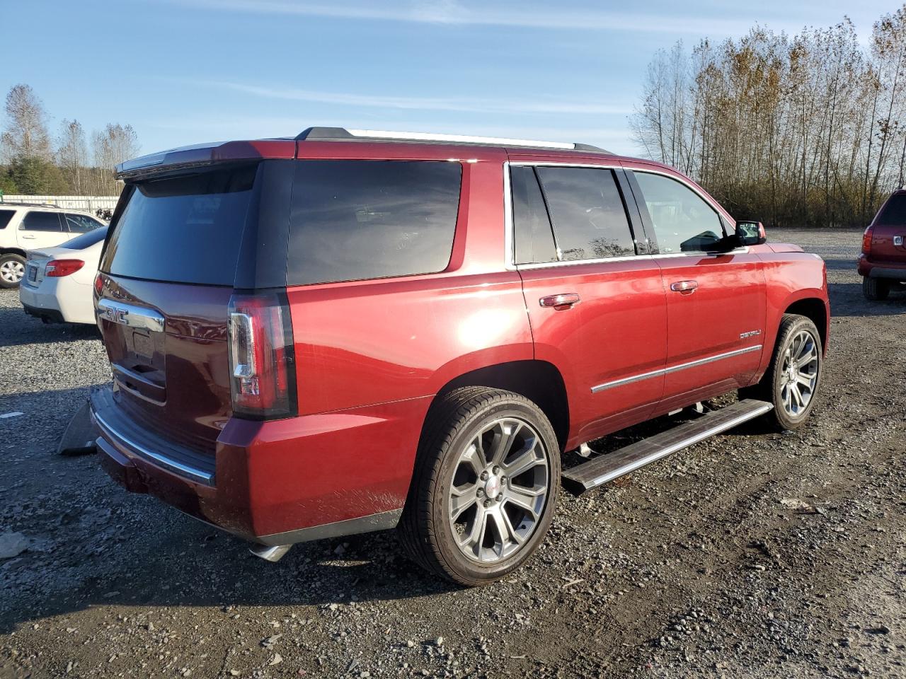 2016 GMC Yukon - Image 3