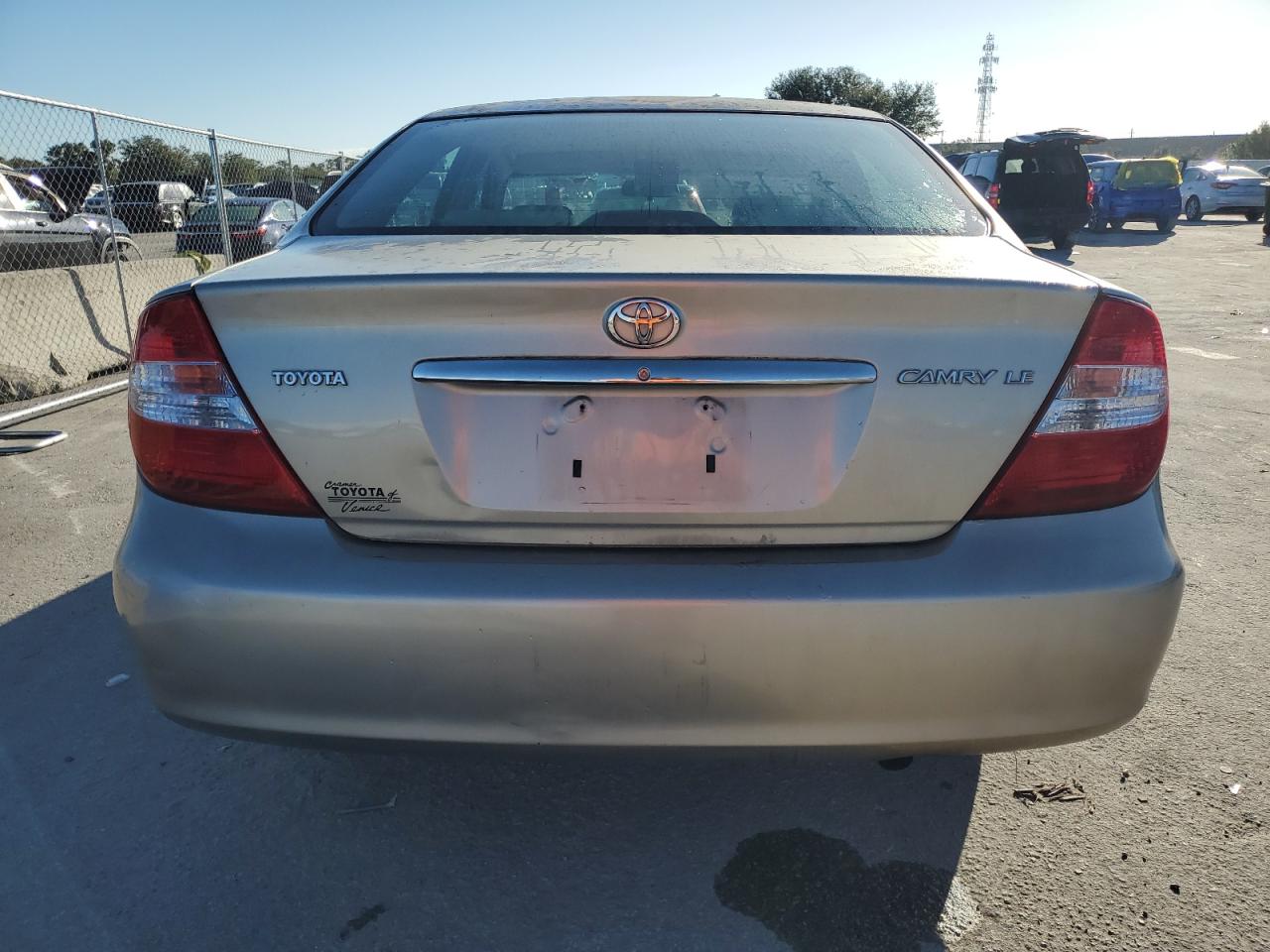 2002 Toyota Camry Le VIN: 4T1BE32K12U576424 Lot: 77751534