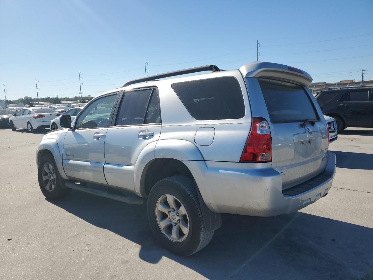 2007 Toyota 4Runner - Image 2