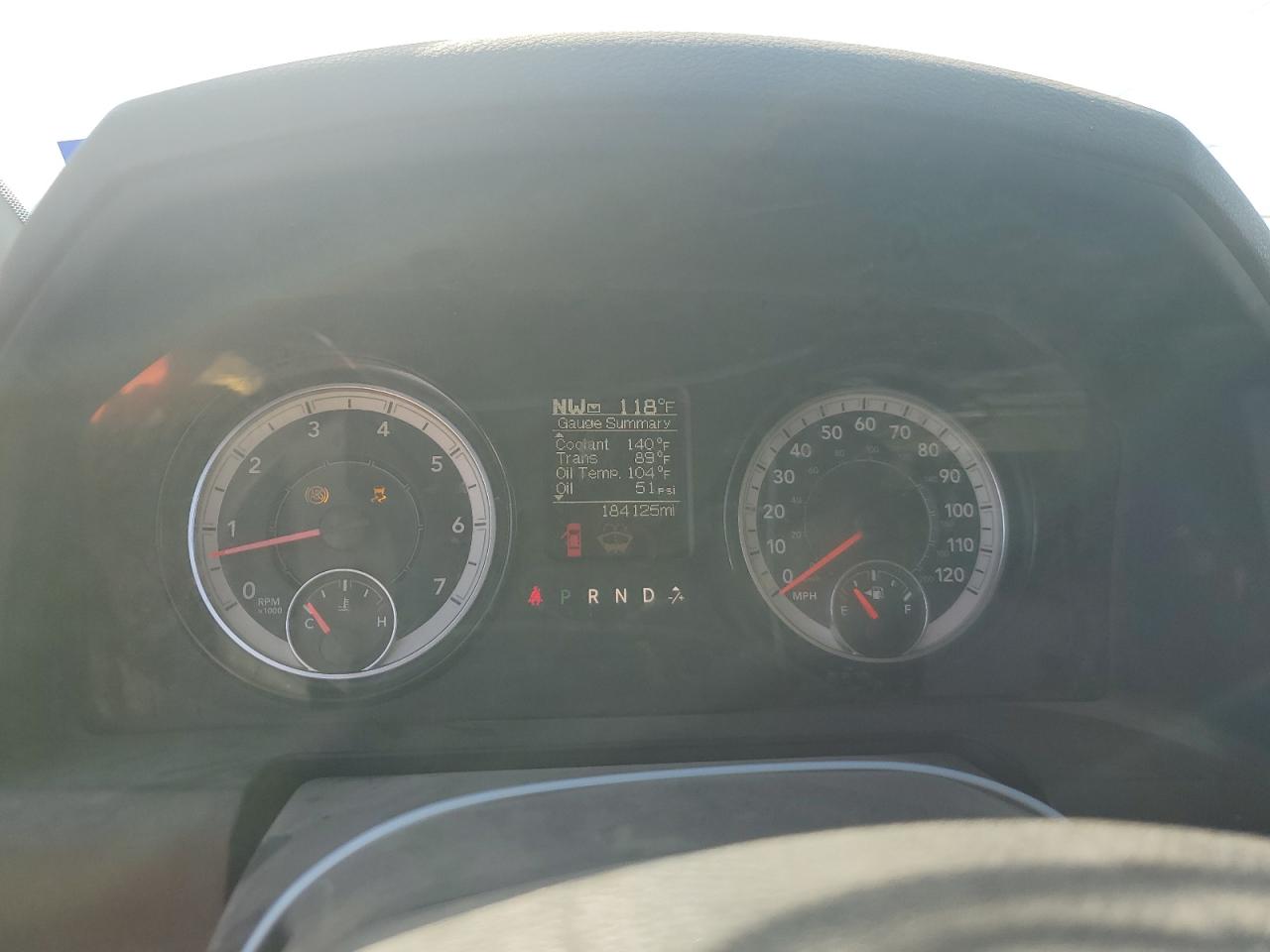 2016 RAM 1500 - Image 9