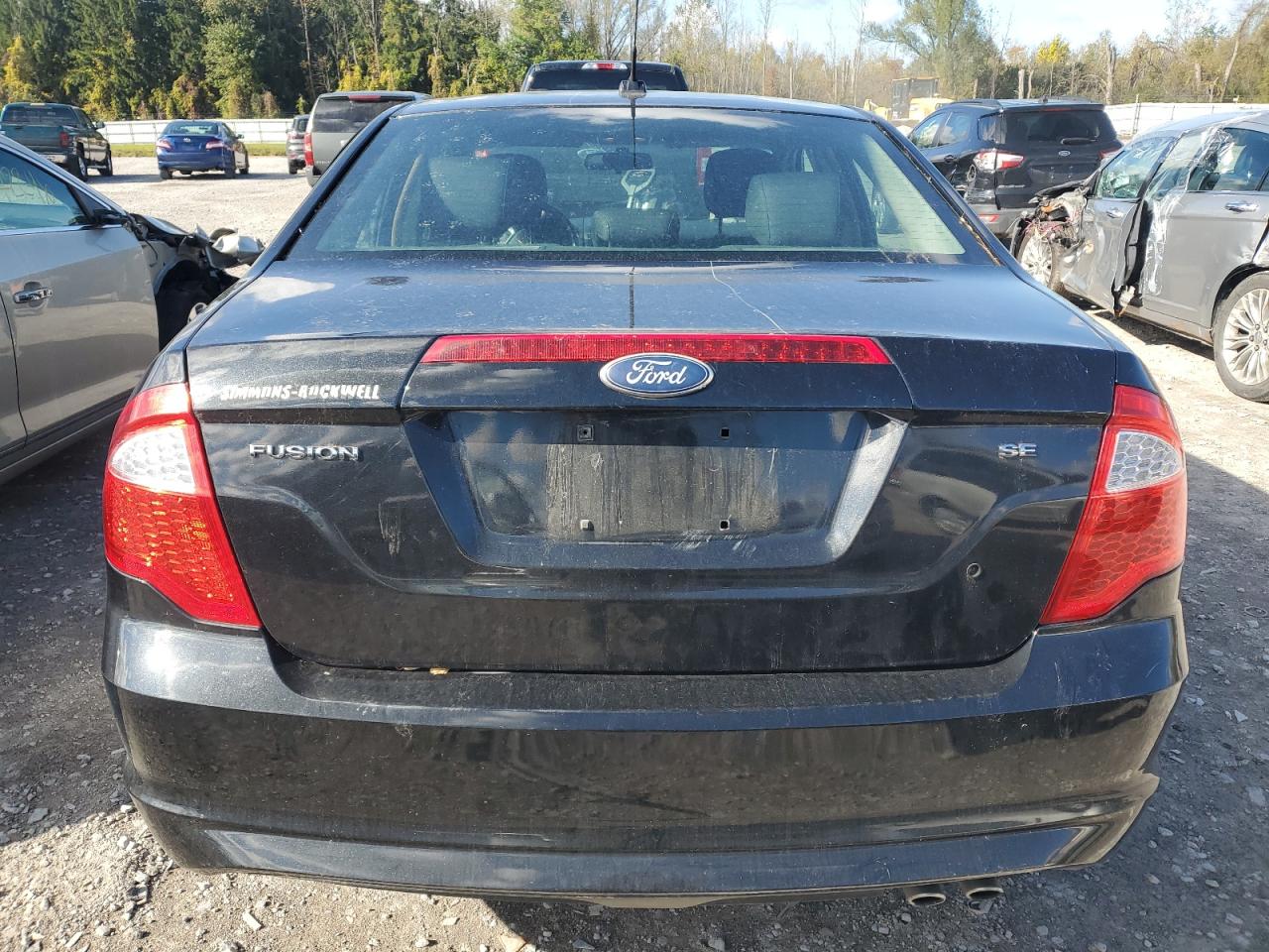 2011 Ford Fusion Se VIN: 3FAHP0HA0BR232084 Lot: 74806984