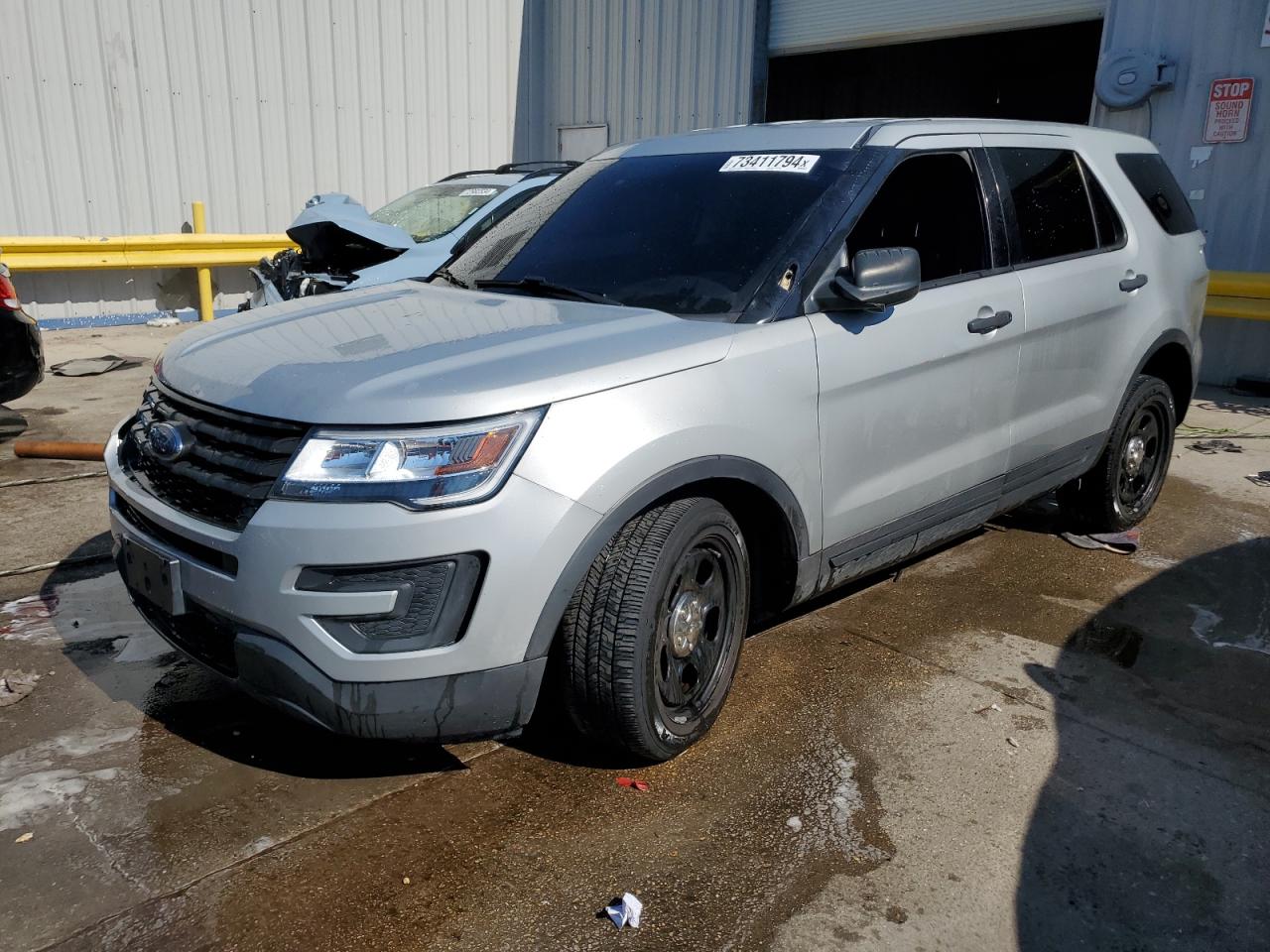 1FM5K8AR5GGA19510 2016 FORD EXPLORER - Image 1