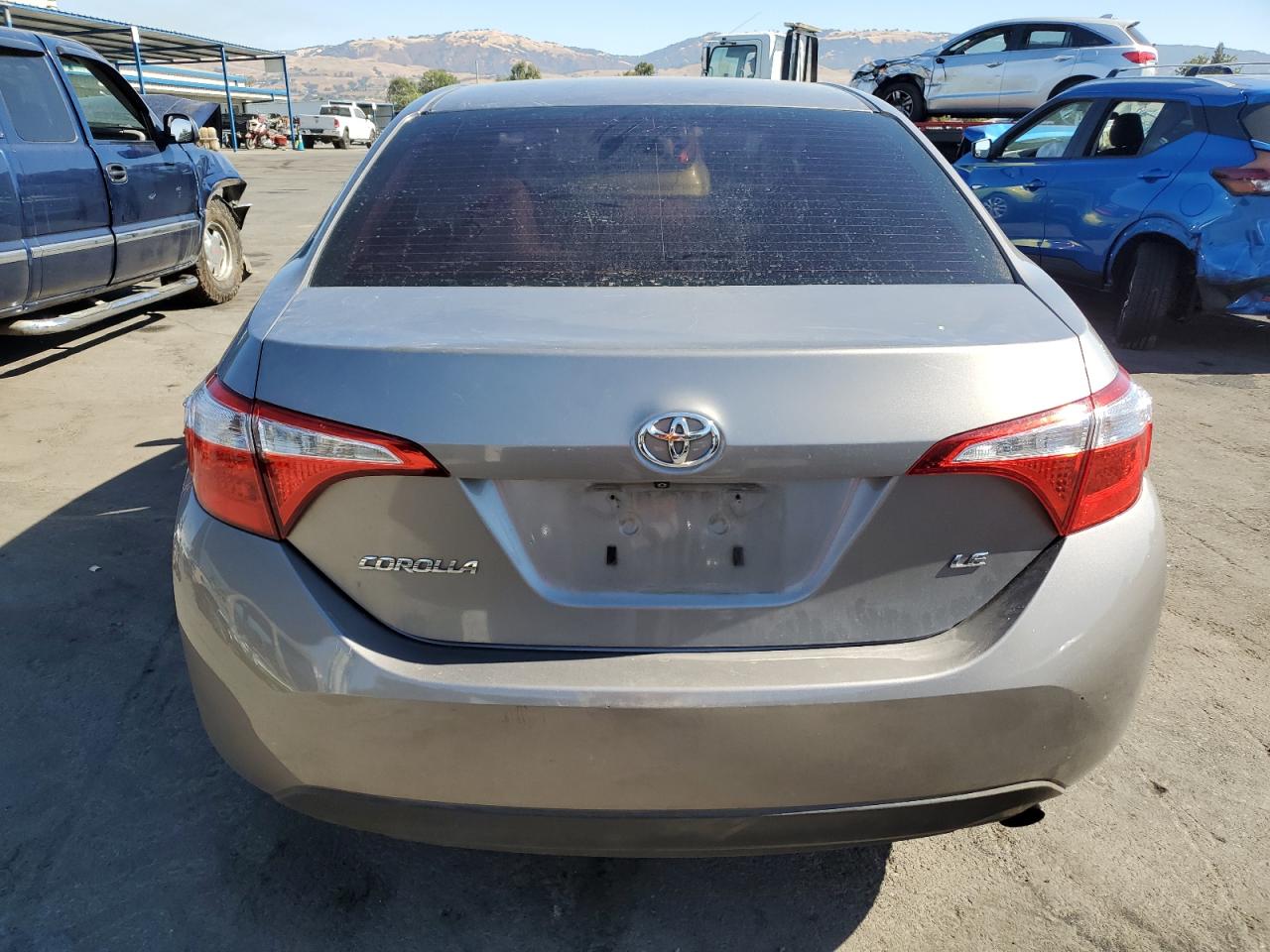 2015 Toyota Corolla L VIN: 5YFBURHEXFP274161 Lot: 75368314